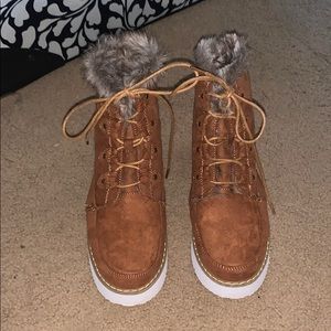 Tan/brown fuzzy booties